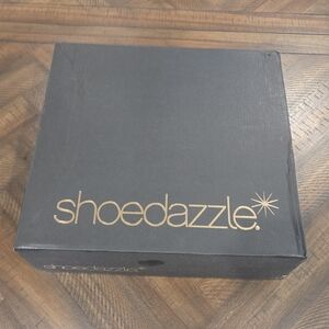 New In Box Stylish Brown Boots 8.5 perfect condition - excellent Christmas gift!